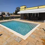 Giardino Apartment