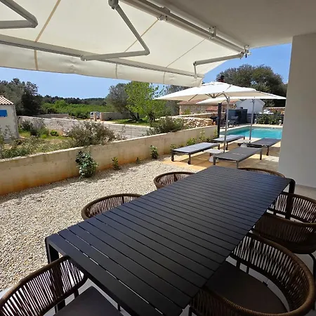 Giardino Διαμέρισμα *